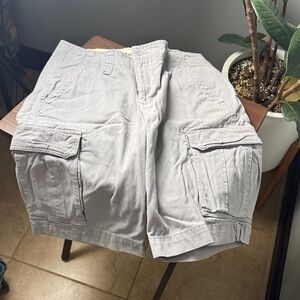 Roebuck & Co. Beige Cargo Shorts